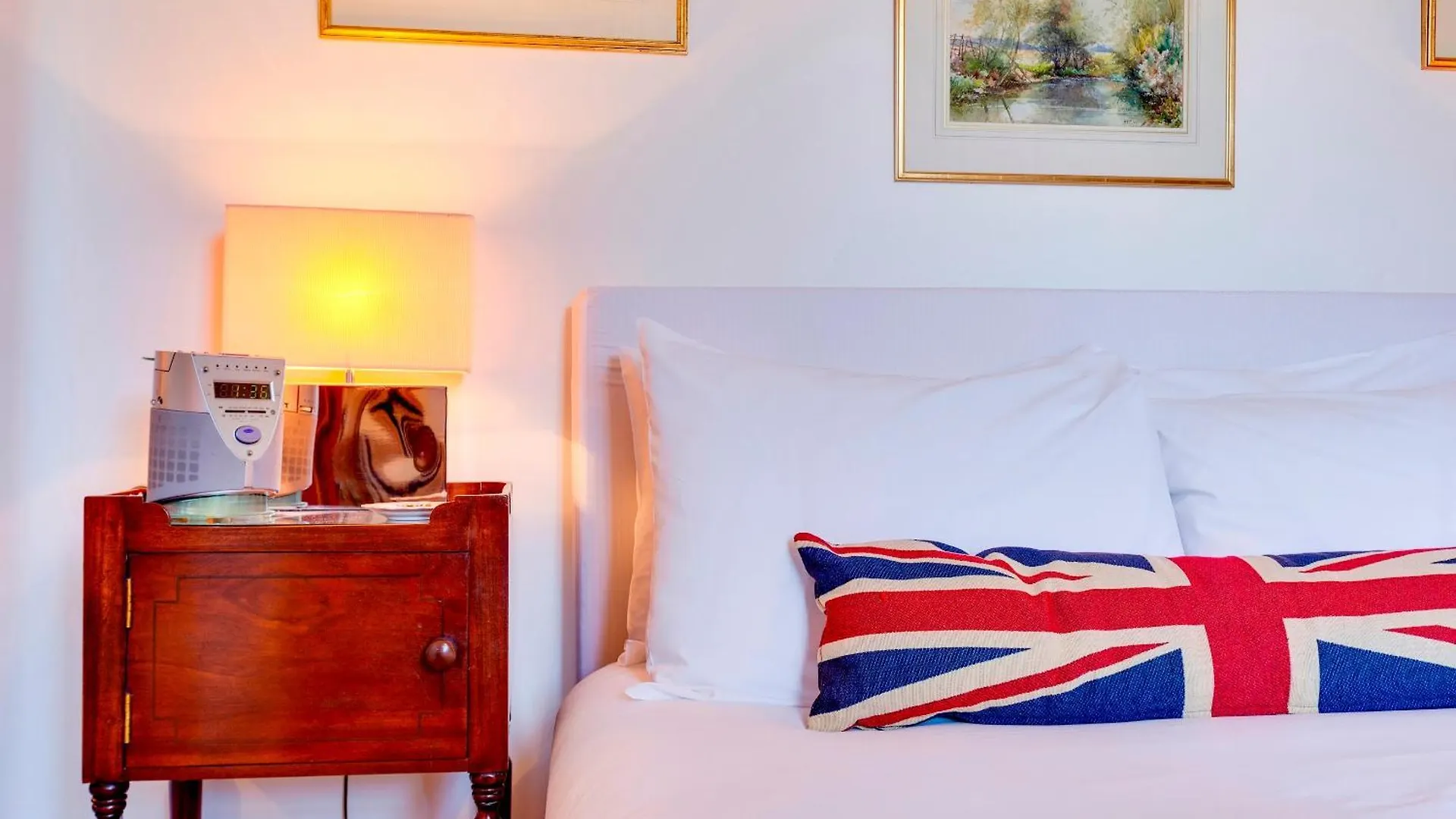 Pass The Keys Charming Cottage In The City Centre Free Parking Cambridge 0*,  Reino Unido