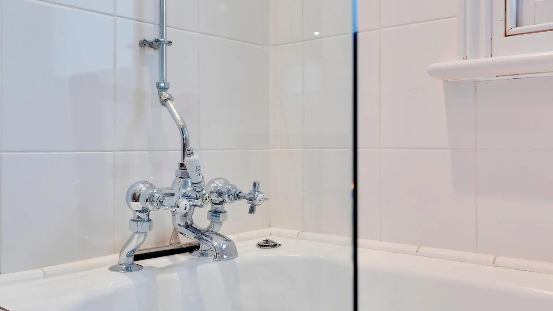 Pass The Keys Charming Cottage In The City Centre Free Parking Cambridge Casa de Férias
