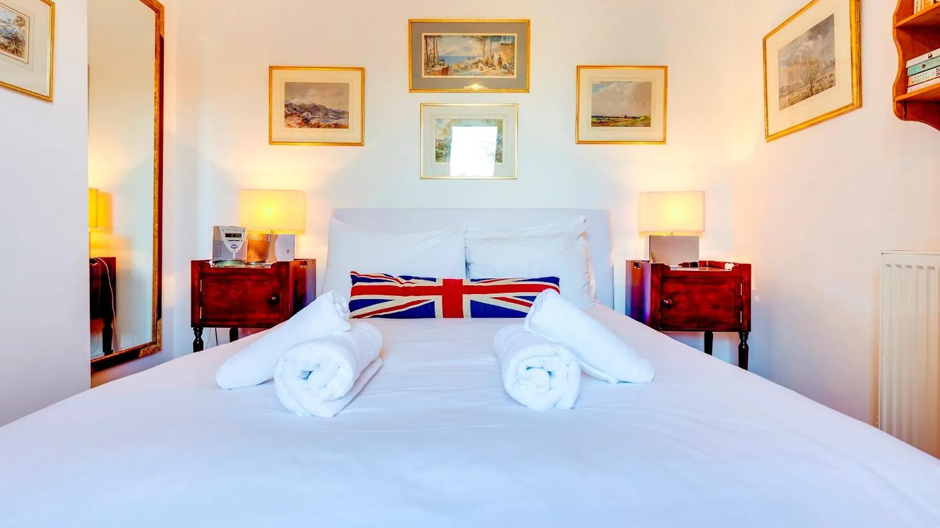 Pass The Keys Charming Cottage In The City Centre Free Parking Cambridge